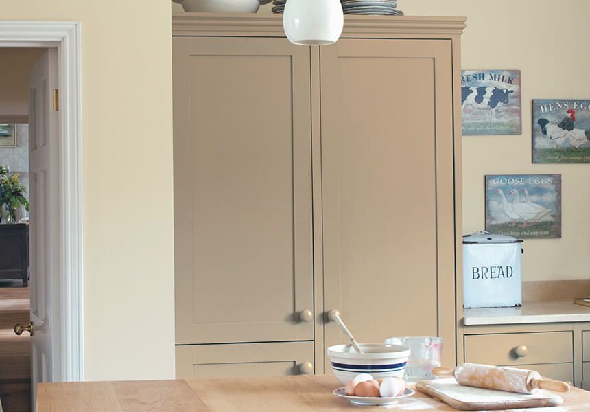 Modern Eggshell von Farrow & Ball – Raumbeispiel 3