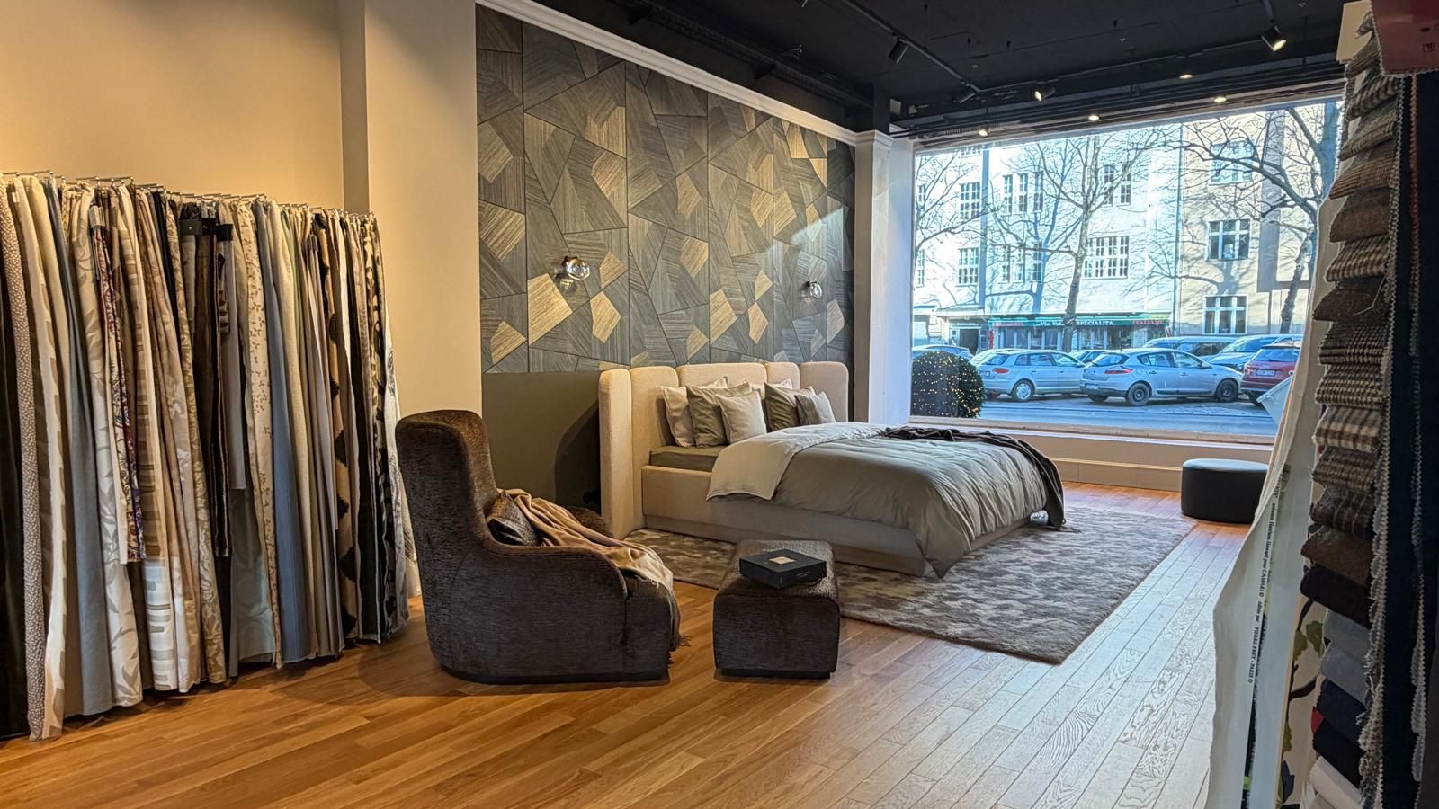 Das Team von ADLER Wohndesign im Showroom